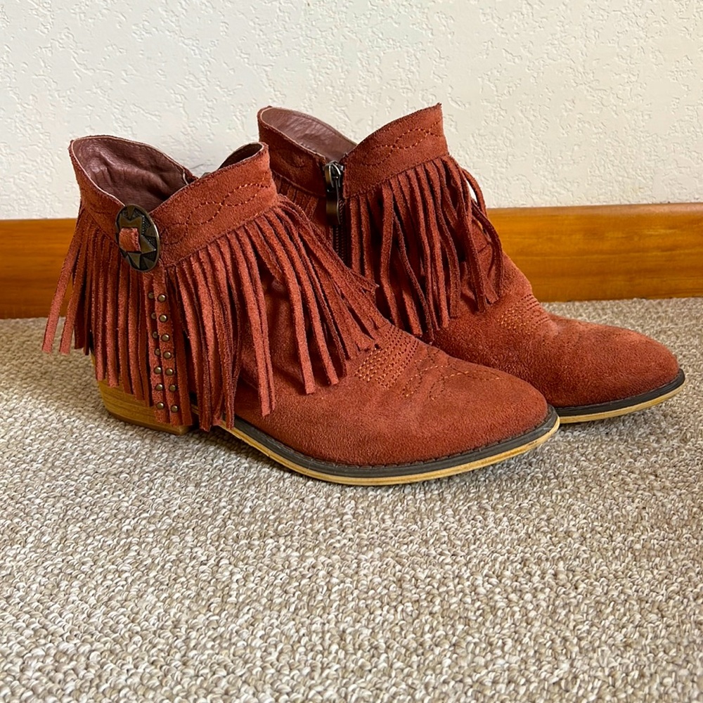 Mi.iM Thea fringe leather booties 6.5